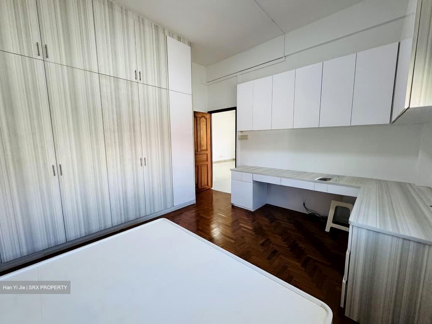 Esta Ruby (D14), Apartment #560090811